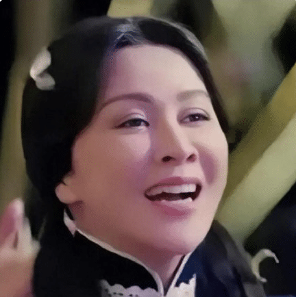 瘦到病态、整容成瘾，痴迷于少女人设，内娱的畸形审美太可怕