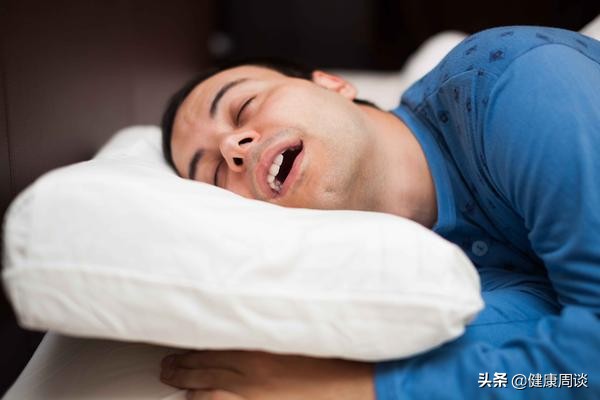 为何男人的枕头比较容易发黄？真正原因并不是说他们不爱清洁