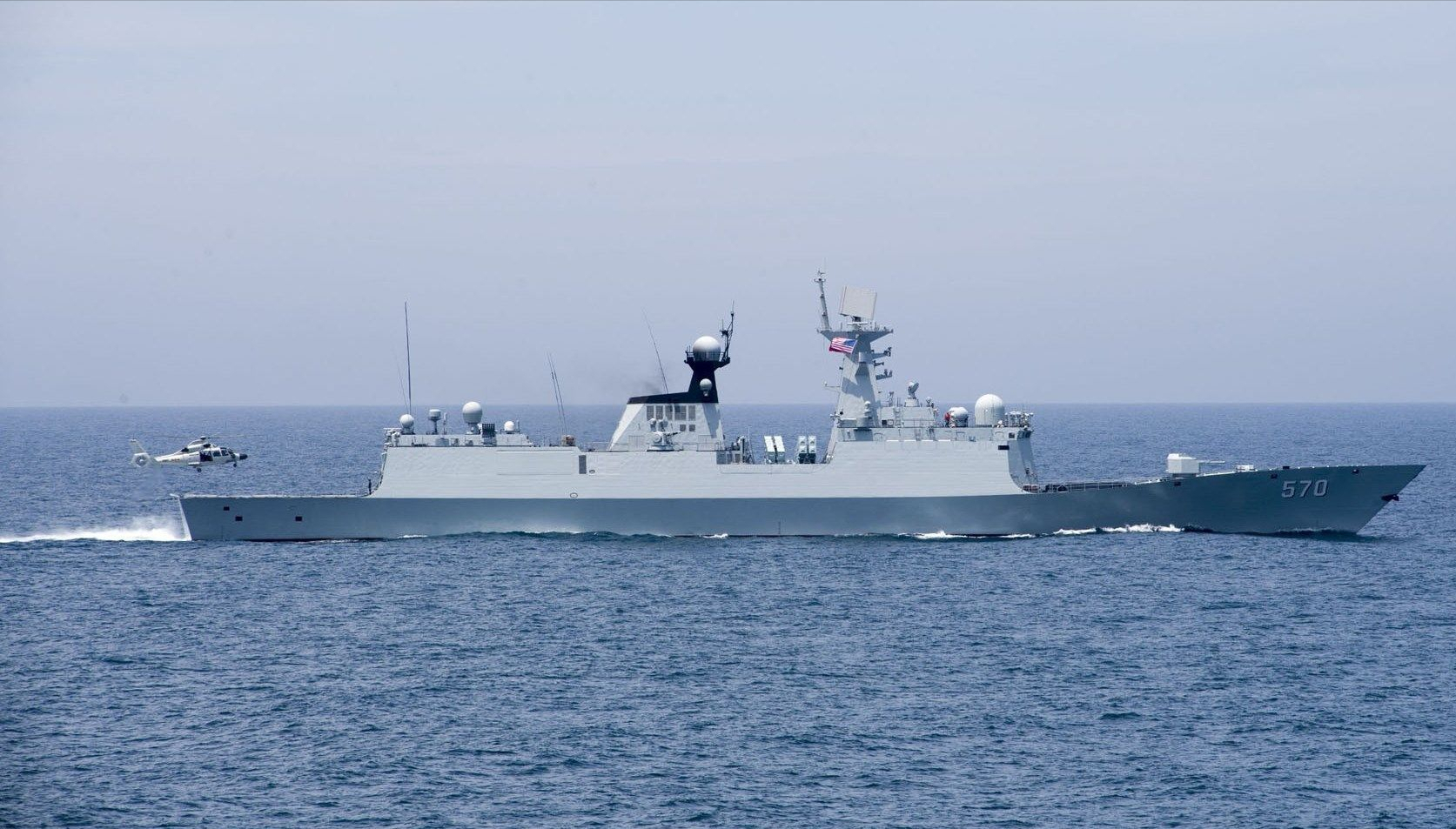 �й�ȫ�ܻ�����054B�س�������ȫ���ƽ������ˣ�һ���ĵ�ָ�տɴ�