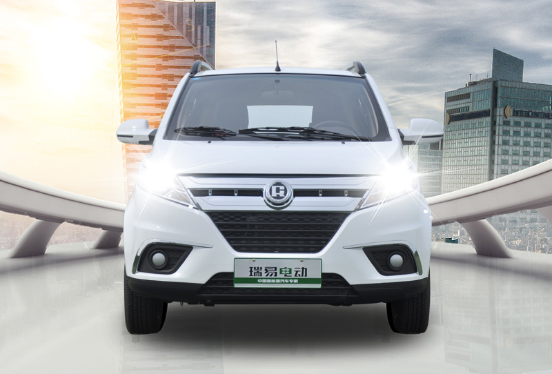 瑞易是少数一直专注高颜值低速电动车的品牌,这款s6是小行家觉得,瑞易