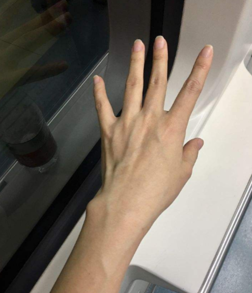 女生富贵手相 手指修长天生富贵之命_达一风水网