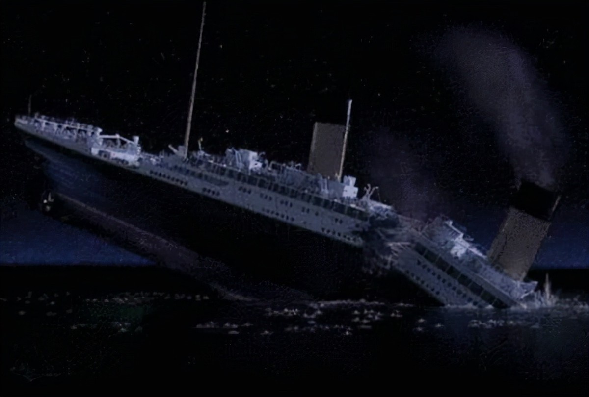 泰坦尼克号1985年就被发现，为何不打捞？考古学者：碰都不可以碰