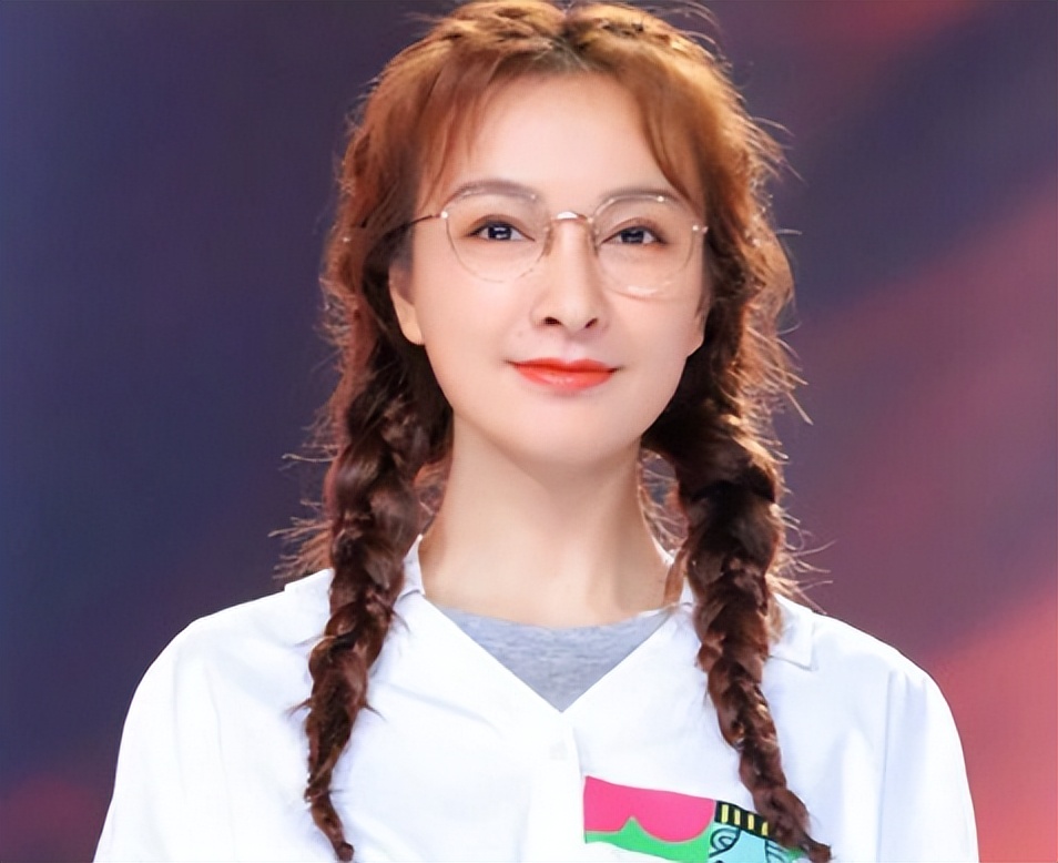 4元成本卖上千，火锅店人均500元，他们坑起粉丝来一点儿都不手软