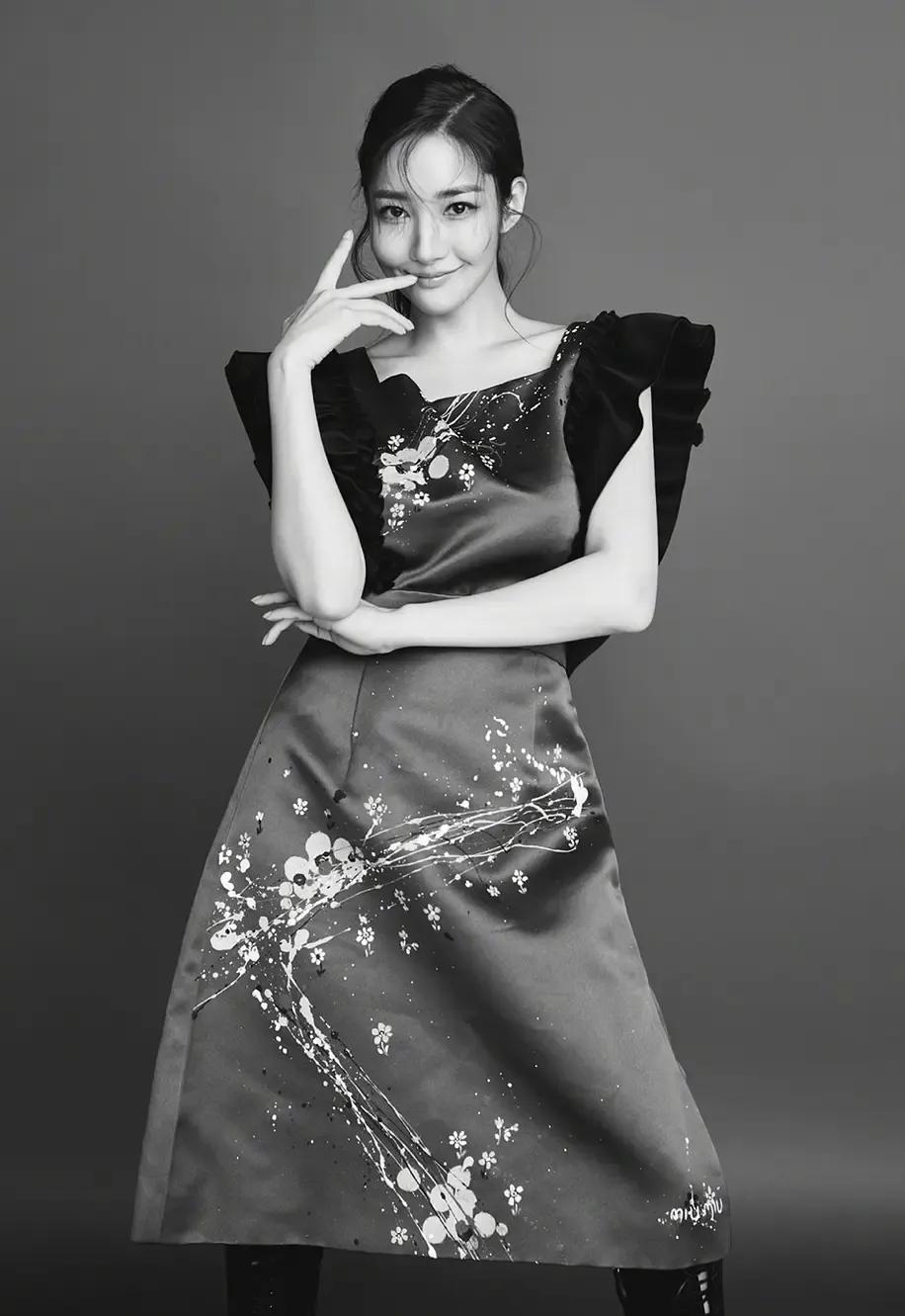 朴敏英：神仙颜值，时尚又仙美