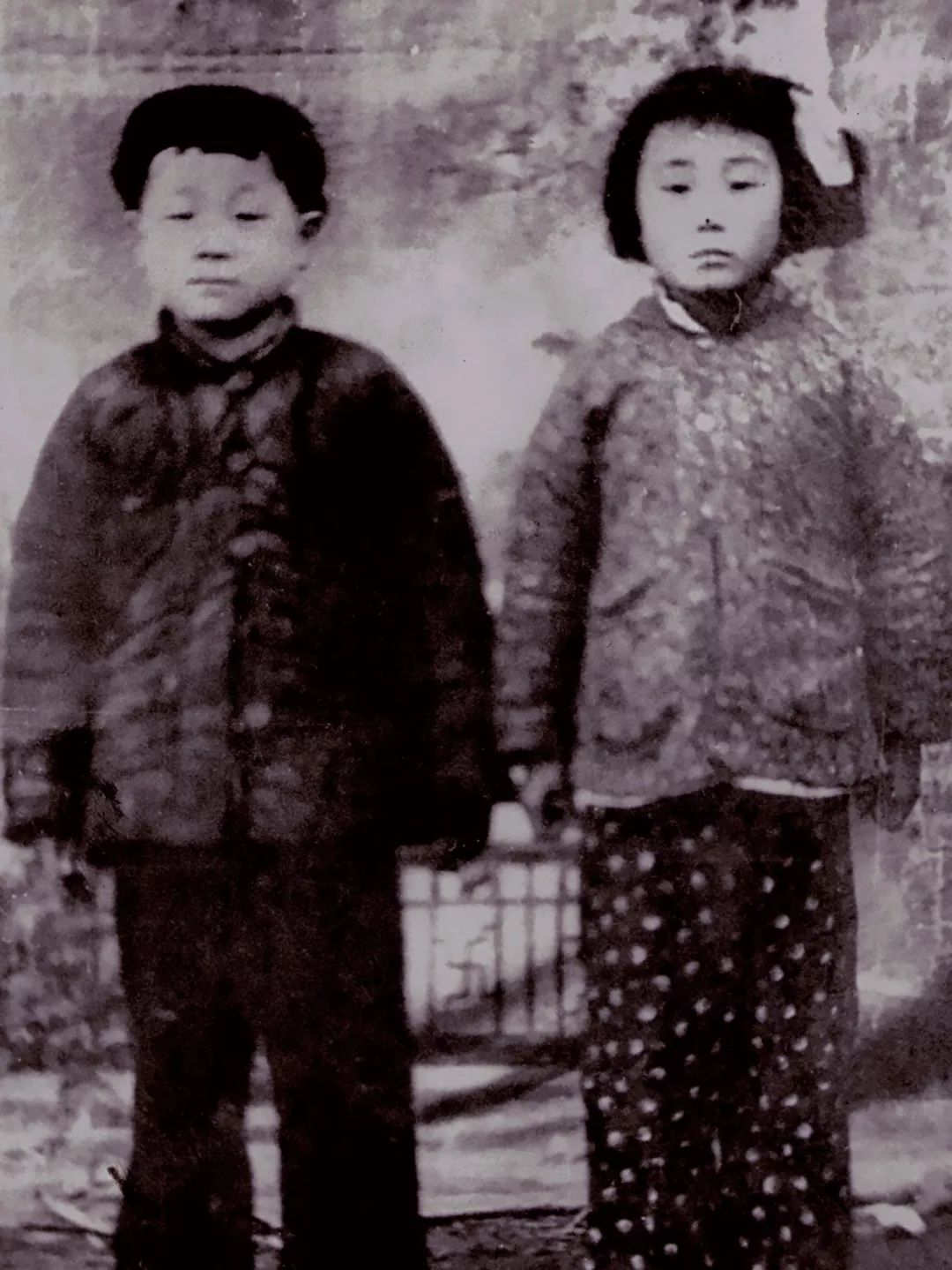 诺奖作家莫言：小学二年级毕业的妻子，是我掌心里的宝