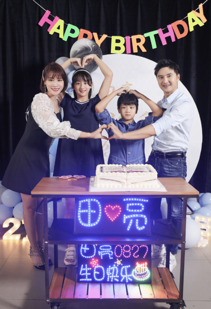 田亮夫妇结婚14周年再拍婚纱照，叶一茜呈现望夫眼，容颜身材未改