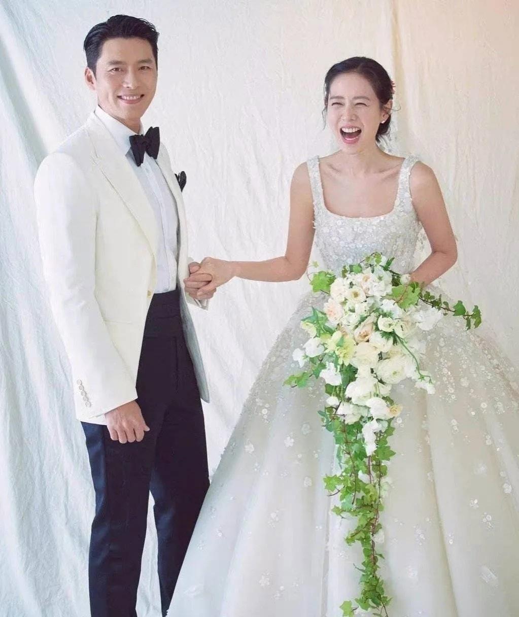 孙艺珍官宣怀孕，玄彬孙艺珍爱的迫降戏外圆满