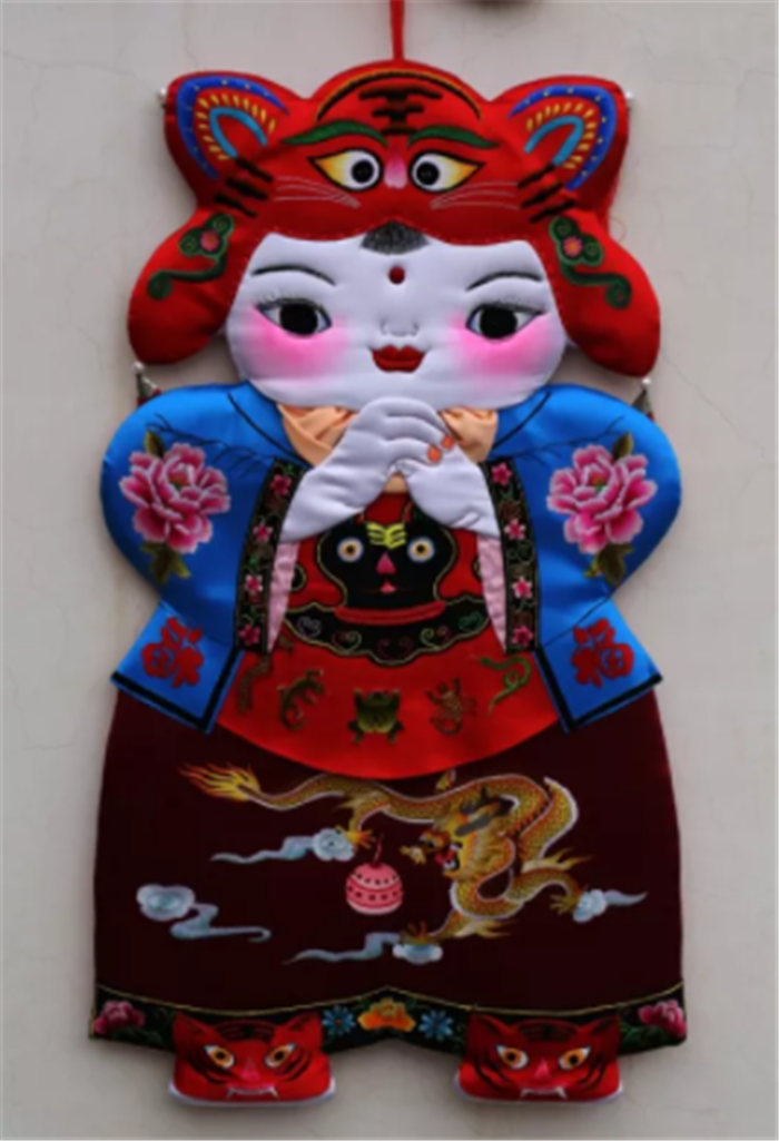 【甘肅勞務品牌SHOW】“慶陽香包繡女” 用針尖尖上的藝術 帶動就業創業實現增收