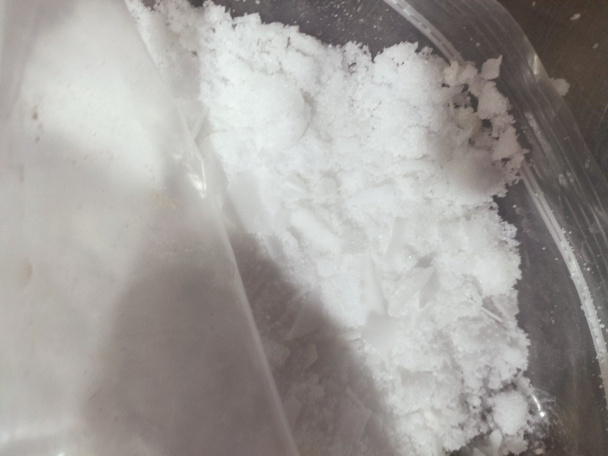 家居品千万别瞎用，尤其这7样，用不对就适得其反，损害家具