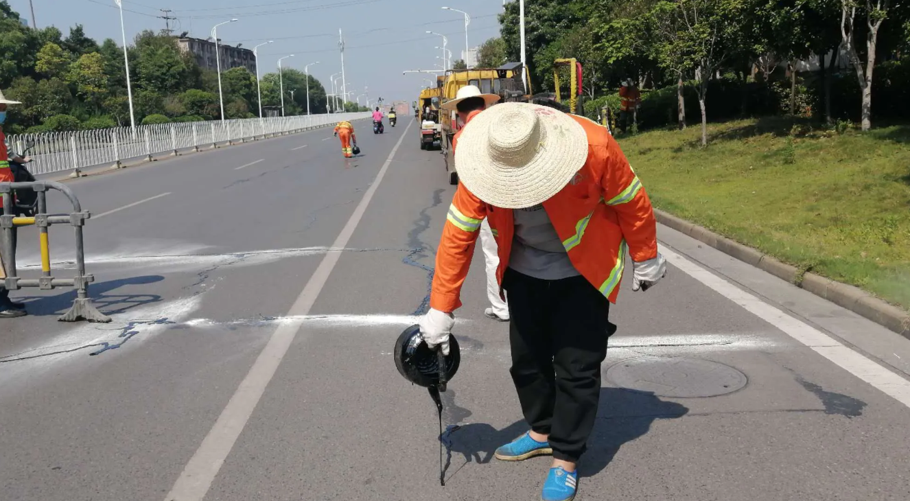 2022事业单位迎来喜讯，五种事业编有望升为公务员，待遇随之提高