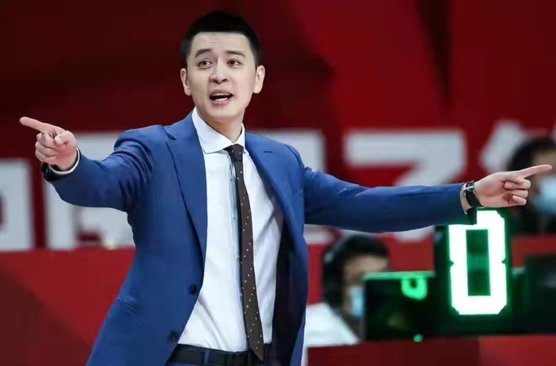 cba刘志轩去哪里了(辽篮夺冠功臣刘志轩离队,十载辽篮人,南下投江苏