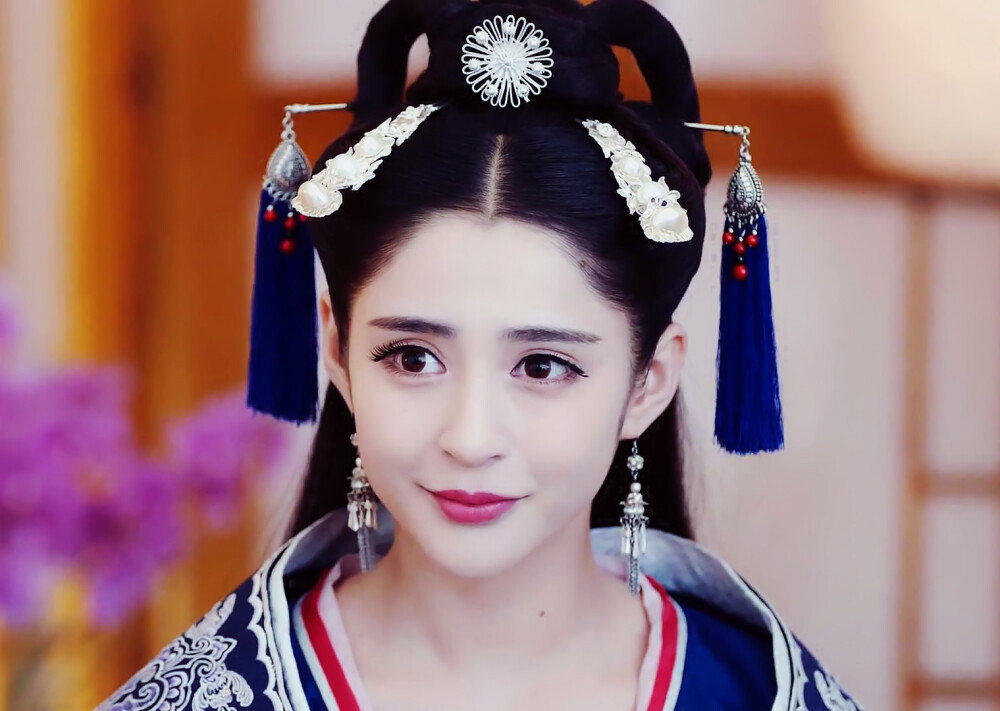 拥有"铜铃大眼"的女星,我只服这8位,眼睛就占了脸蛋的一半