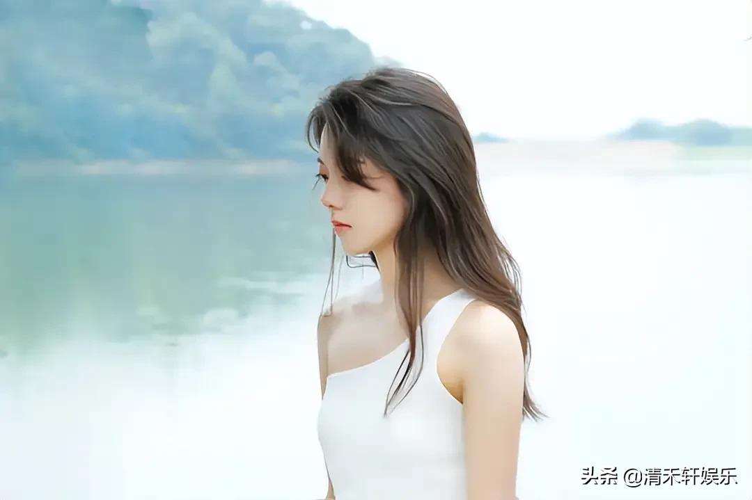 赵今麦，麦麦这小姑娘，真是越长大、越漂亮