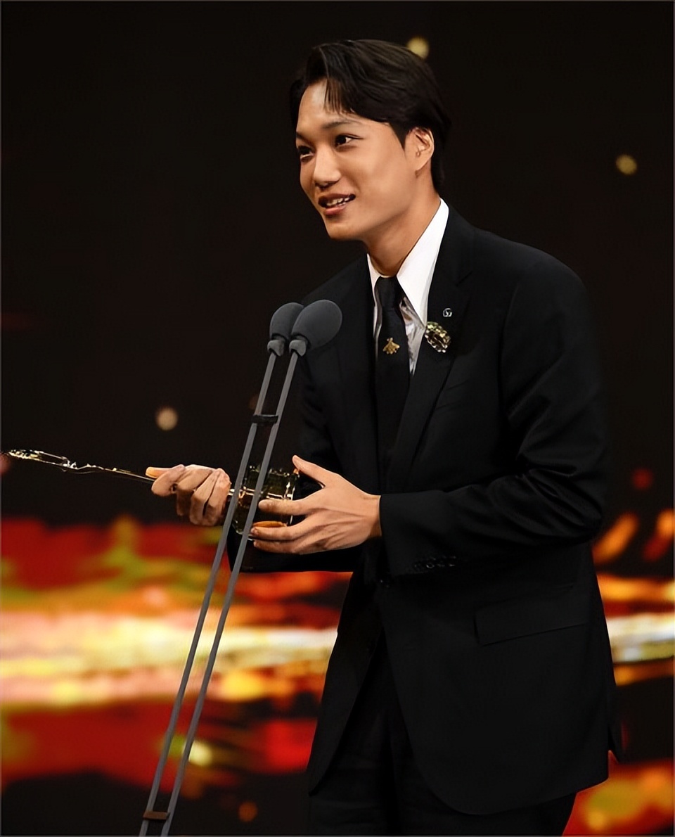 首届青龙系列大奖完整获奖名单！李政宰&金高银成视帝视后