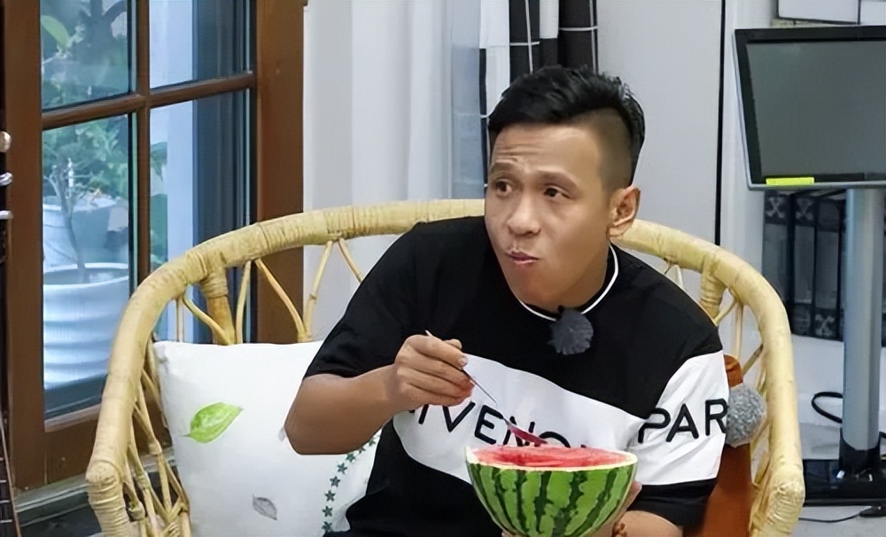 有点名气就把自己当巨星：不敬业、耍大牌、顶嘴还狡辩，可真行