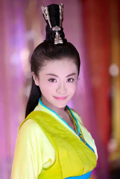 神似张柏芝的贡米跑去整容了！曾经的神颜如今模样大变，让人唏嘘