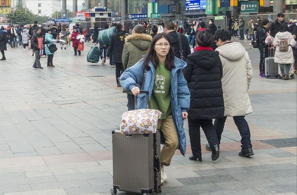 教育厅通知，辽宁大中小学寒假“统一提前”，但还有一个坏消息