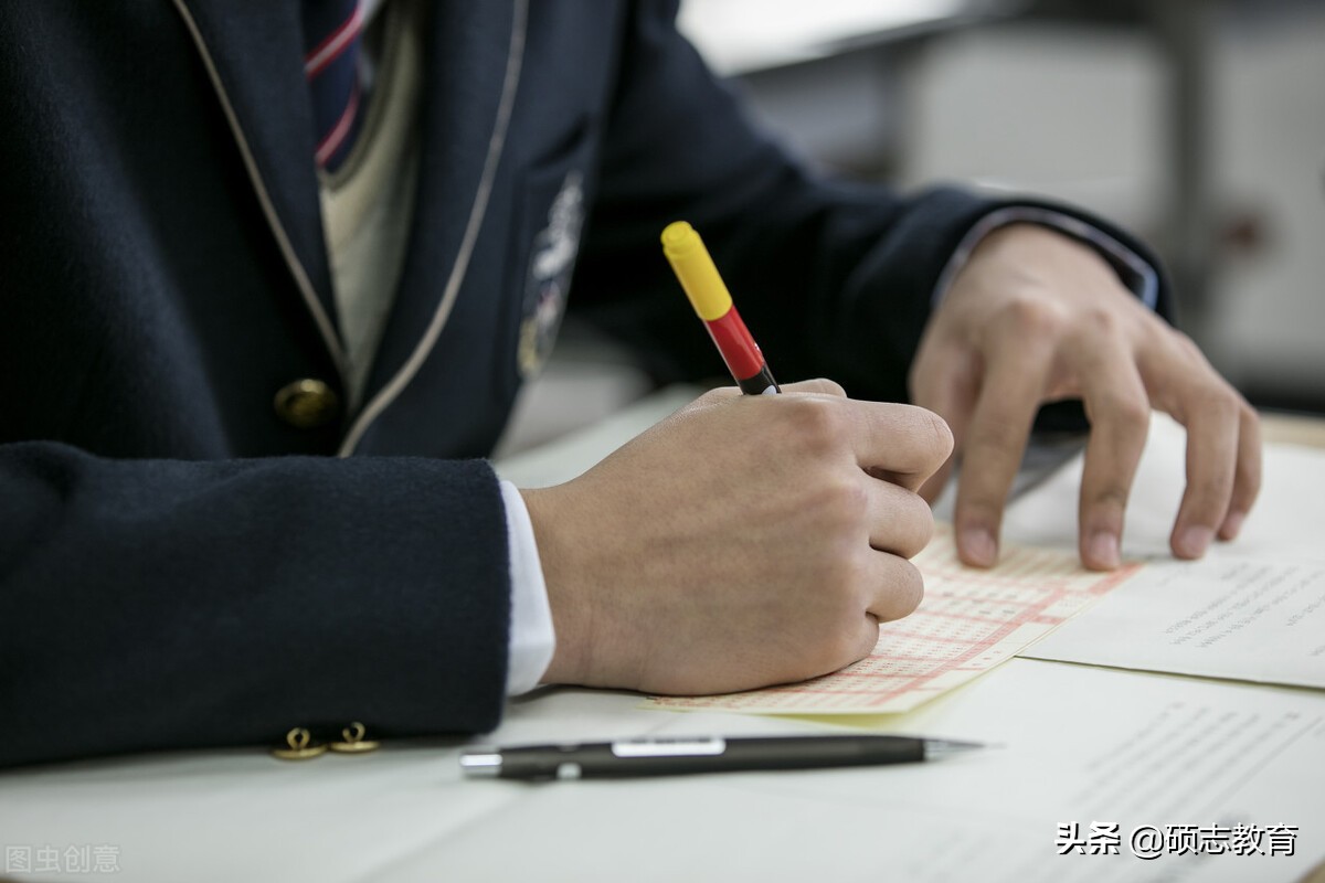 参加2022年成人高考的同学快看过来！考题类型解疑及注意事项