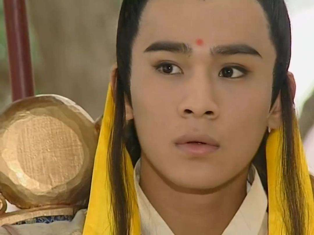 “病娇美男”别硬演，有人公子世无双，有人乡野村夫呆头鹅