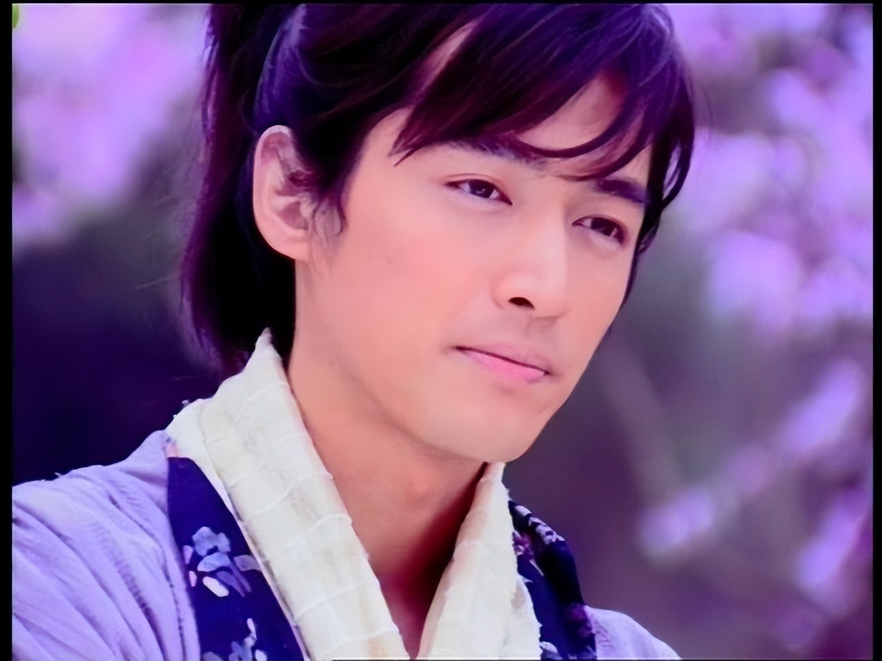 10位长得像“混血儿”的男星，个个明眸皓齿，实打实的中国美男子