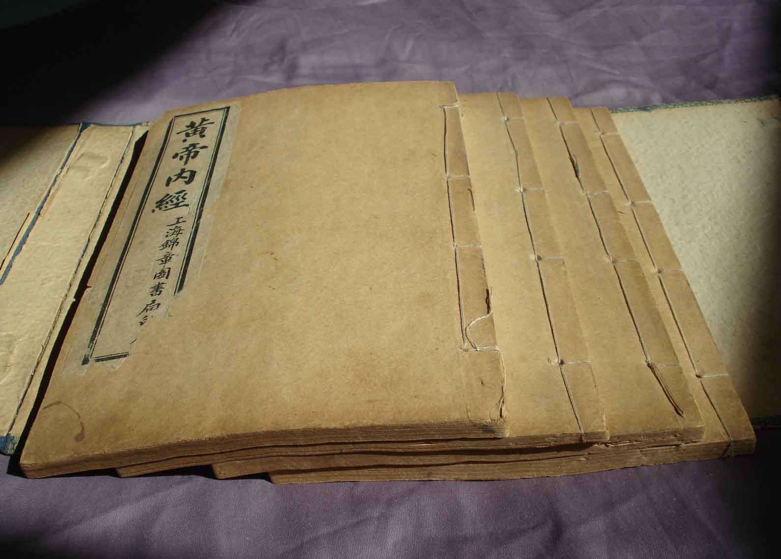 brochure以及pamphlet和booklet