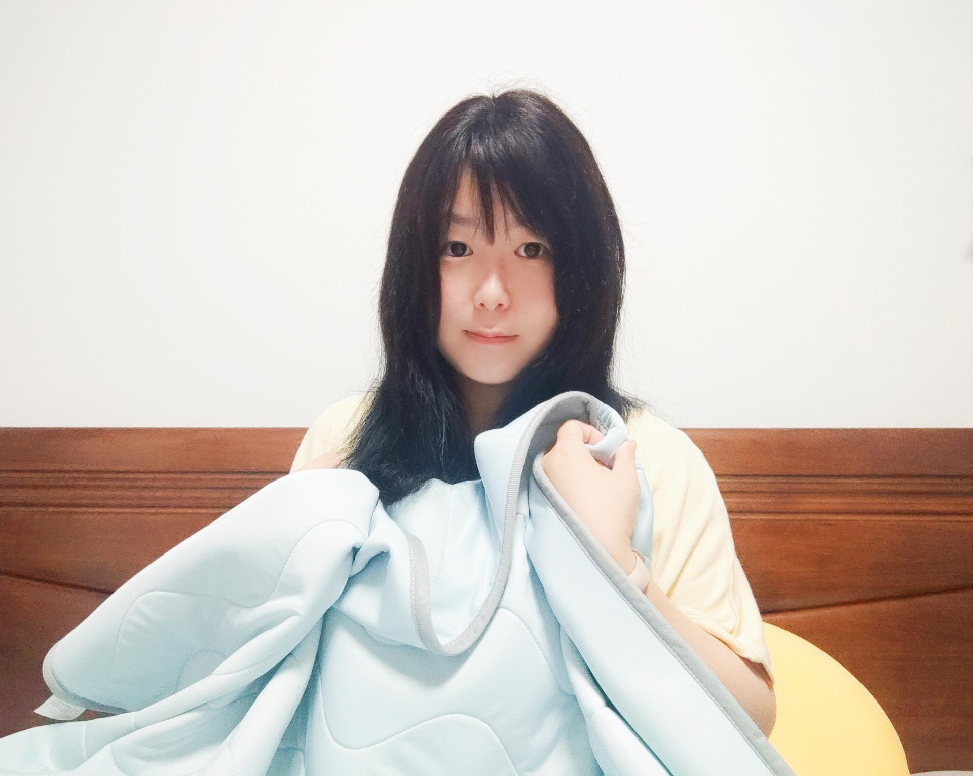 柔软亲肤助眠乳胶空调被，今夏8H给你带来不一样的被窝君