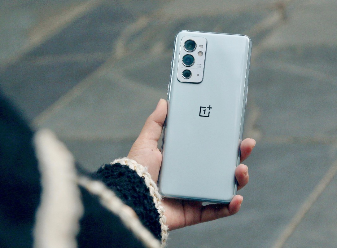 骁龙8+新机买不起？考虑这3款旧旗舰，最大降幅2000元，价格真香