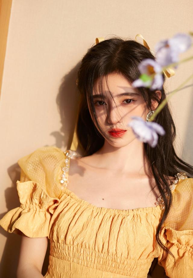 瘦到病态、整容成瘾，痴迷于少女人设，内娱的畸形审美太可怕