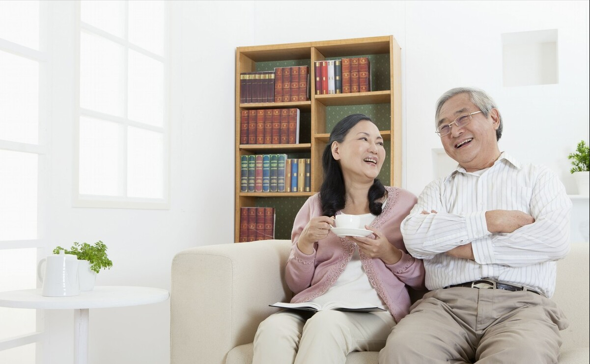 老人搭伙半年分手，62岁阿姨：我不糊涂，他不是找老伴而是找保姆