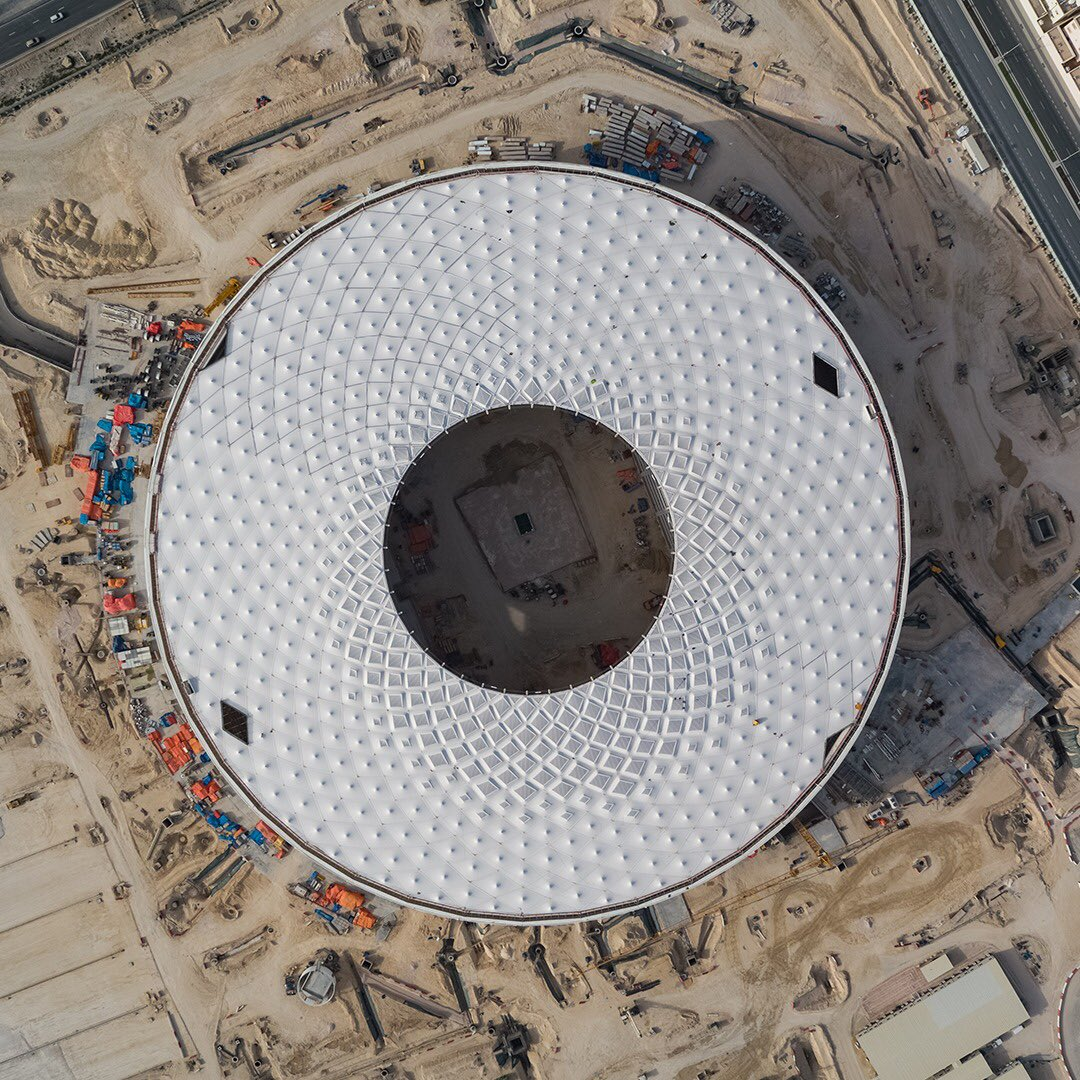 卡塔尔世界杯场馆建设(卡塔尔世界杯8座地标性场馆实景图，一探体育场背后的设计巧思)