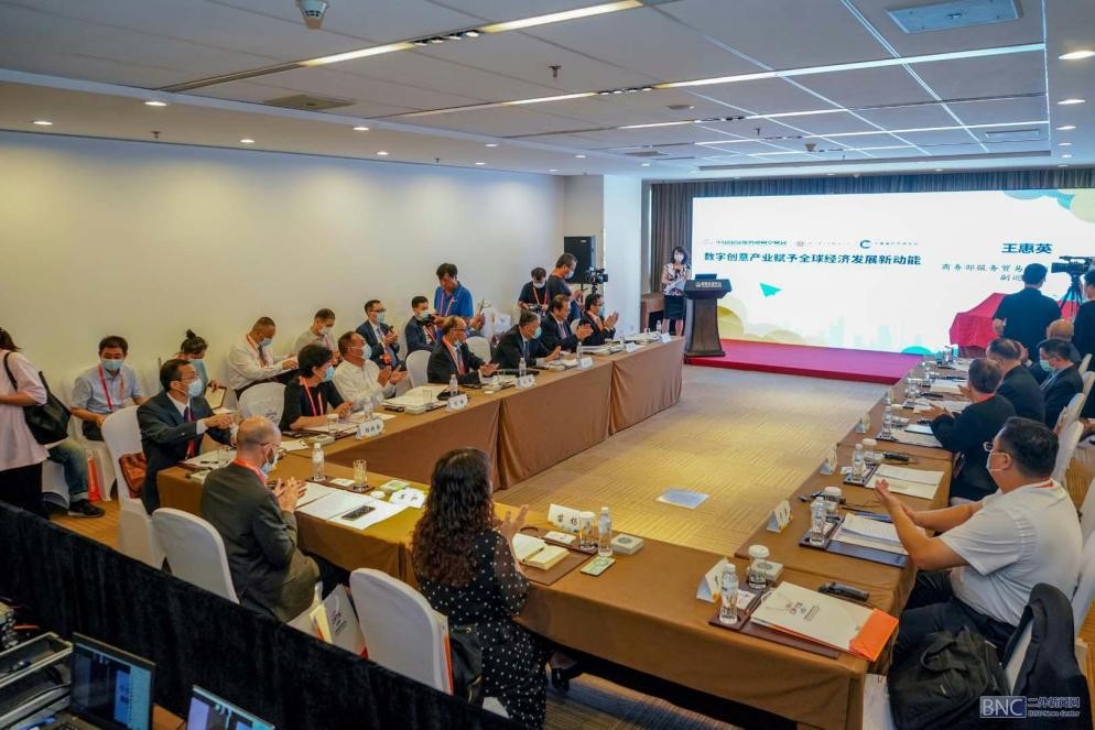 上电视了！北二外教授受邀做客北京电视台，畅谈这一议题