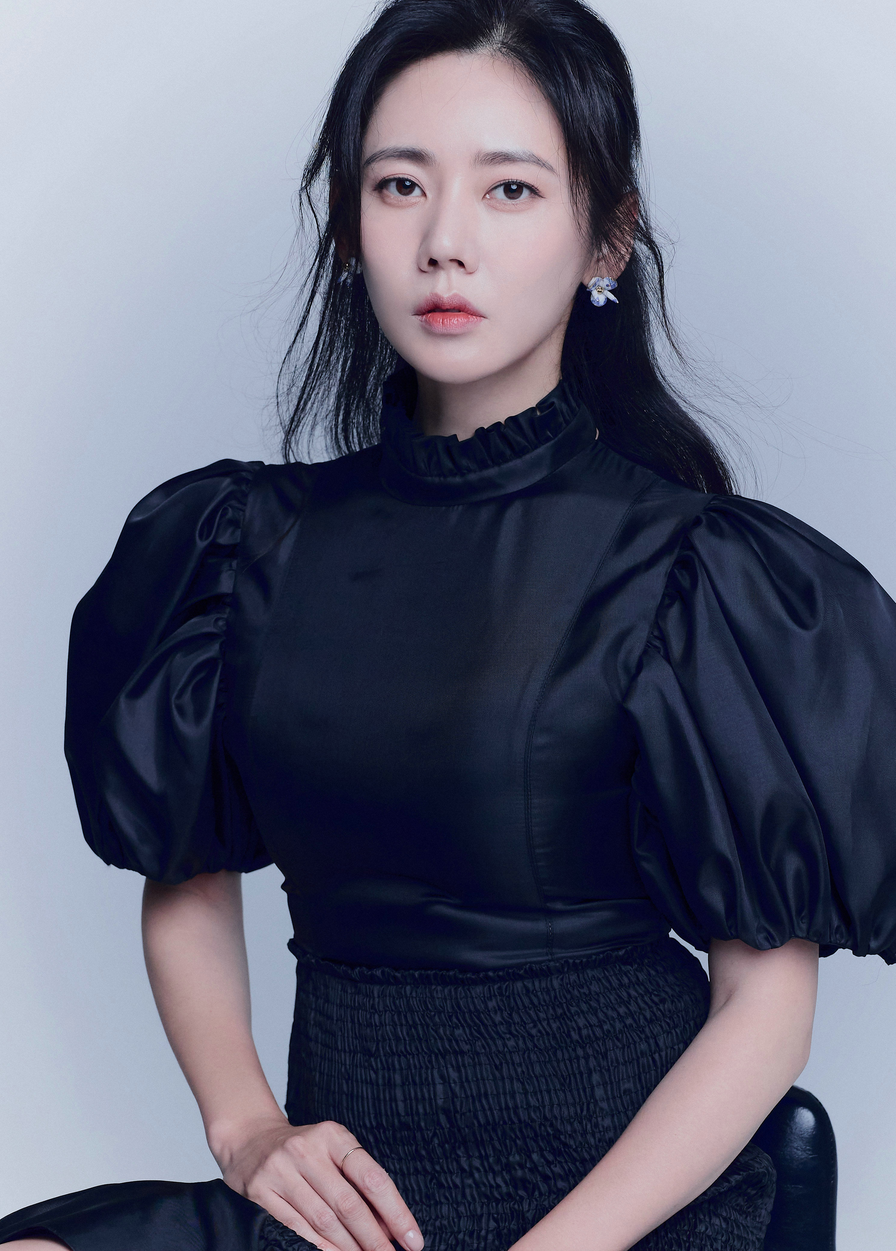 秋瓷炫高清壁纸，嫁入中国的韩国女星