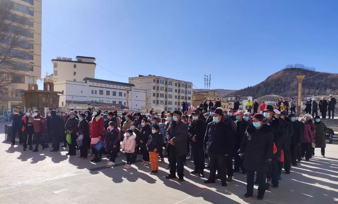 临潭县举行“情系三留守，温暖显真情”救助慰问主题活动