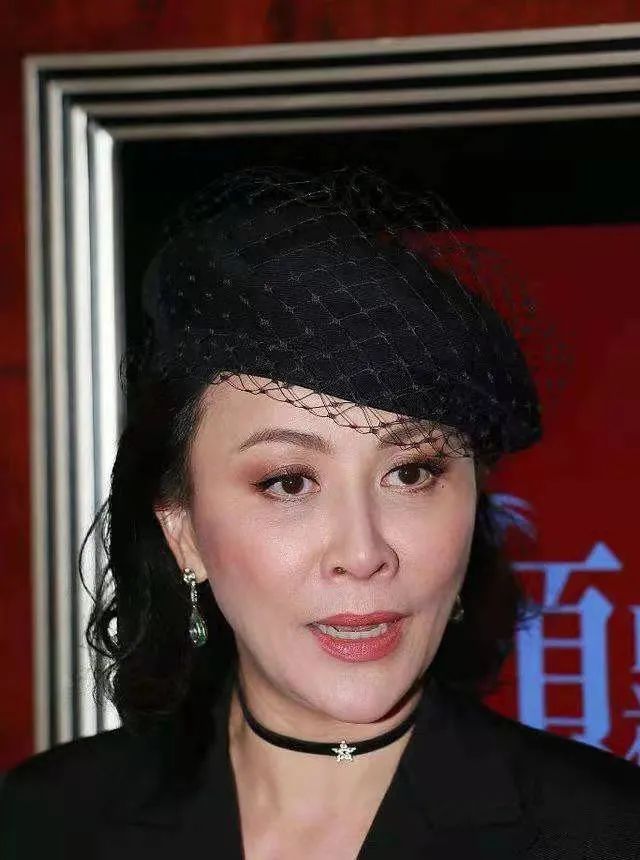 鼻孔也很重要！刘嘉玲、杨幂、娜扎等10位明星都因鼻孔拉低了颜值