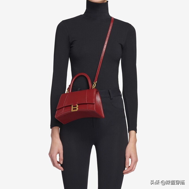 优雅枫叶红包包推荐！Chanel、LV、Burberry、YSL、MK