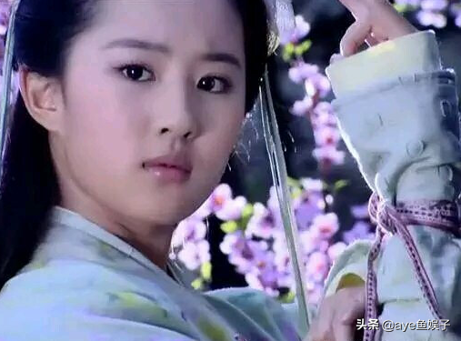 古装剧排名最美10位女演员，刘亦菲仅第6，赵丽颖第4，第1名是她