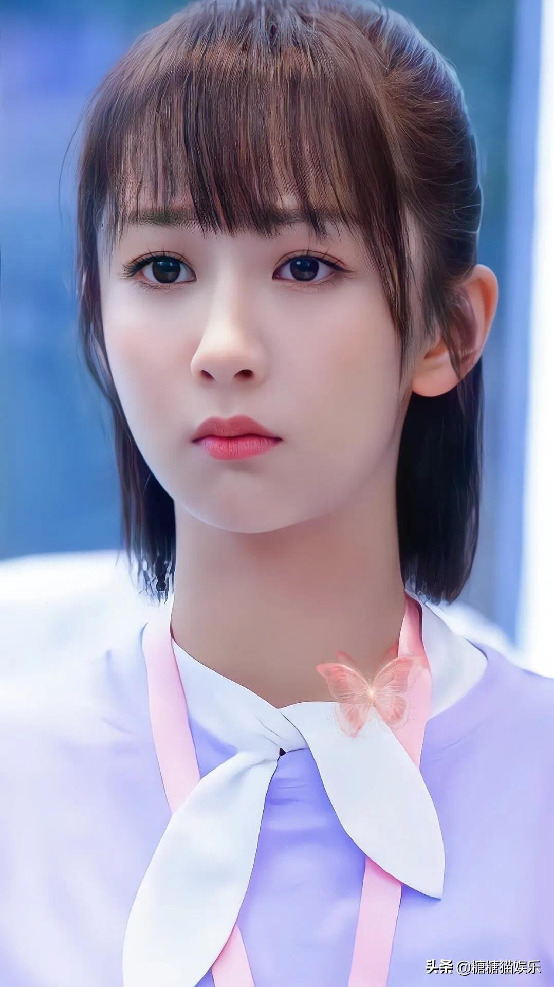 杨紫：清纯甜美，靓丽多姿