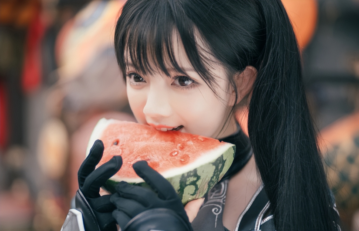 4000万粉丝萝莉网红 王奕萌，曾凭涂山苏苏走红现状如何？-哪边嗨