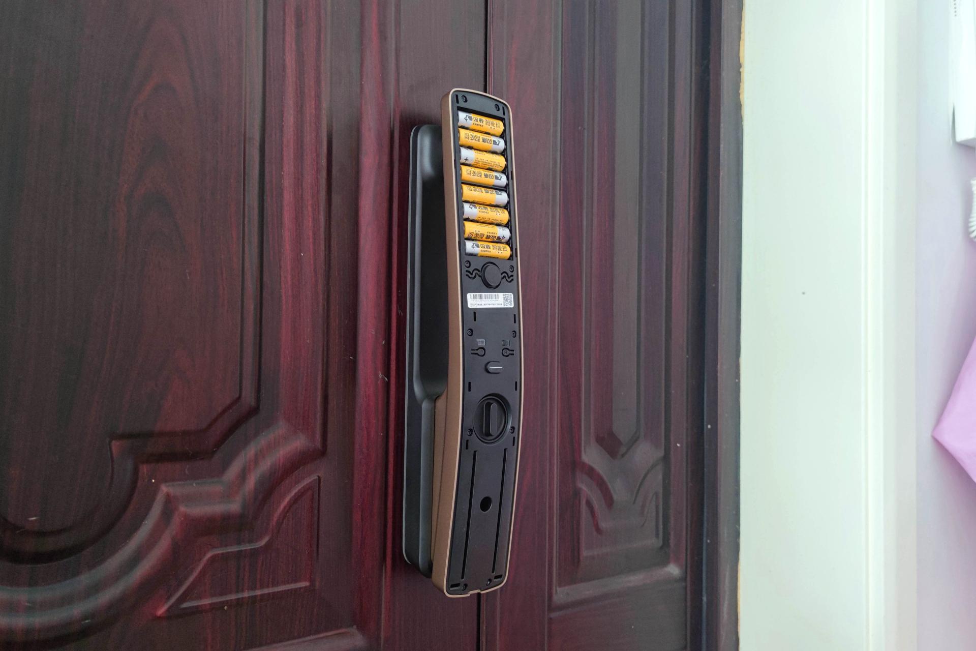 無指紋也能開，靜脈檢測更安全，鹿客新品S50智能鎖評測