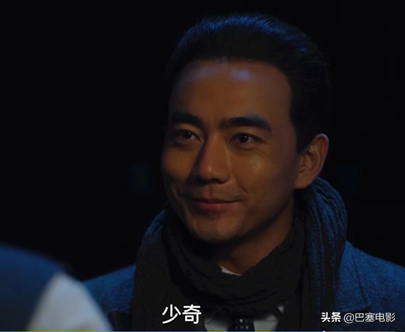 青年周恩来别硬演，朱亚文印象深，陈坤黄晓明不沾边，靳东也一般