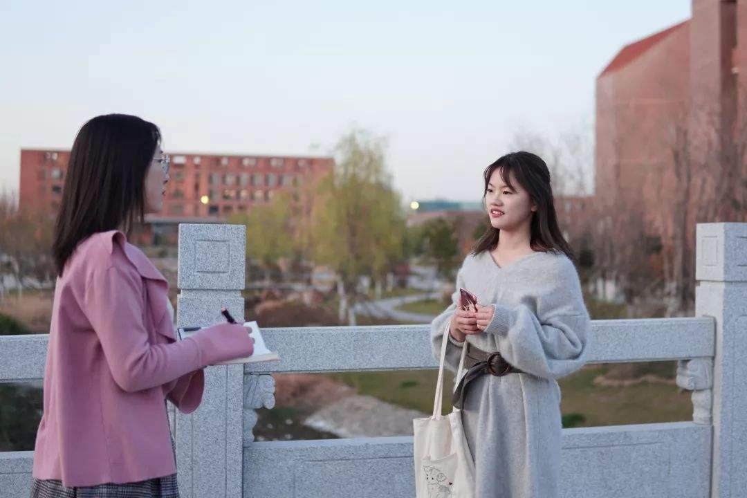 大学有哪些看似“光鲜”，实则“苦累”的专业，毕业生：苦尽甘来