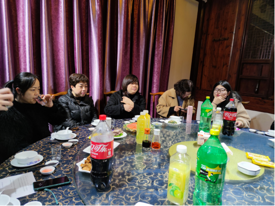 逆风飞扬，共赢未来