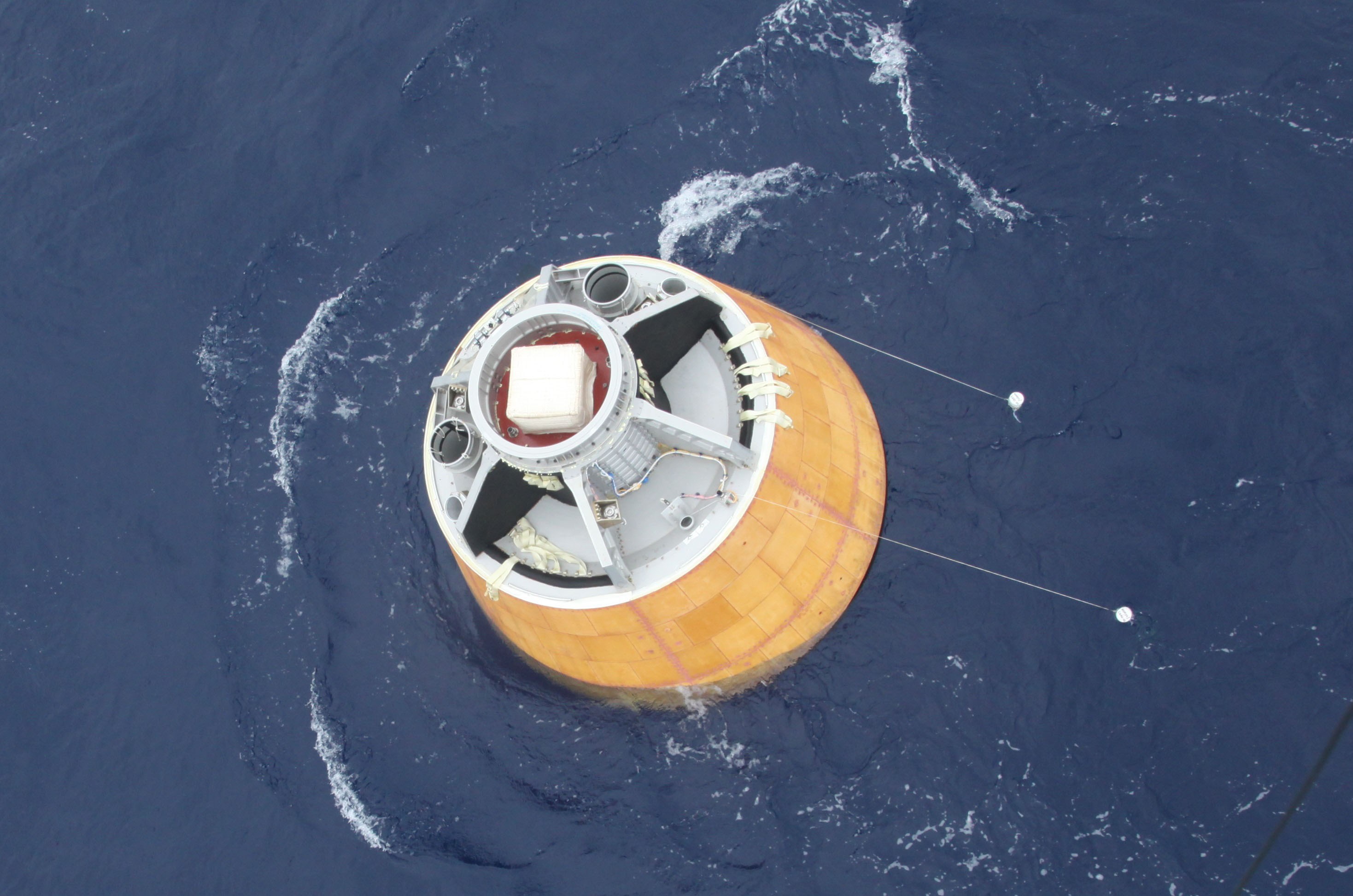 ��һ���������ɿռ�վ�Ĺ��ң�ӡ�ȣ�������ʷ���ɣ���������