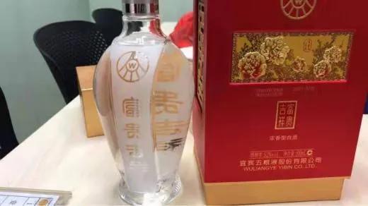 过年送礼白酒推荐（过年送什么白酒性价比高）