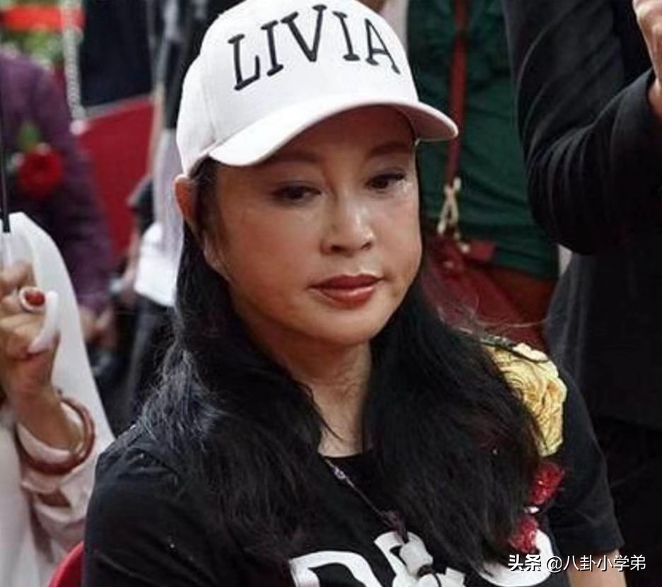 离开了P图和化妆，这8位中老年女星的素颜，谁老了谁冻龄一目了然