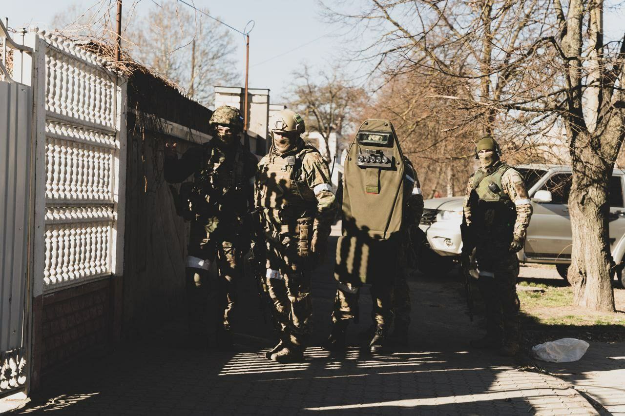 ֱͻϮնףھֱλƻ˭սϸʤһ