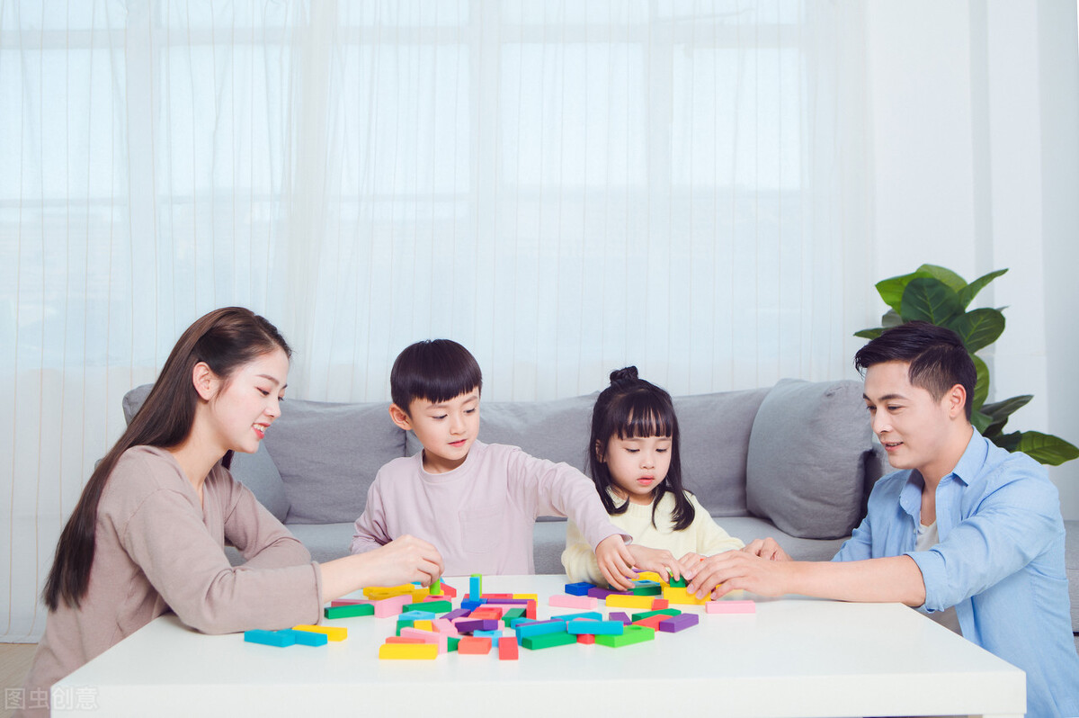 不见时想得要疯，见后恨得抓狂，为什么面对家人总会好心办坏事？