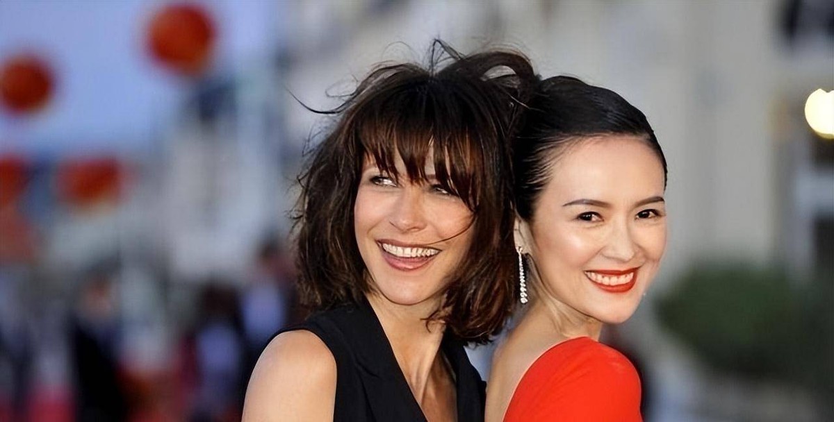 16对中外明星同框,耀眼的“东方美”不输国际咖,举手投足皆风情