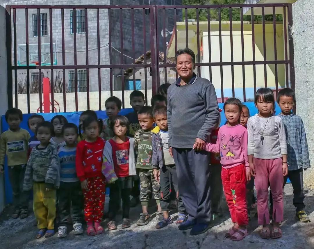 湘乡市为246名原民办代课幼儿教师补缴补建养老保险，点赞