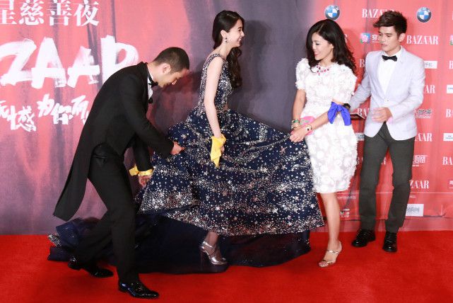 从十八线嫩模到黄晓明的“掌中宝”,杨颖比你想象得更聪明